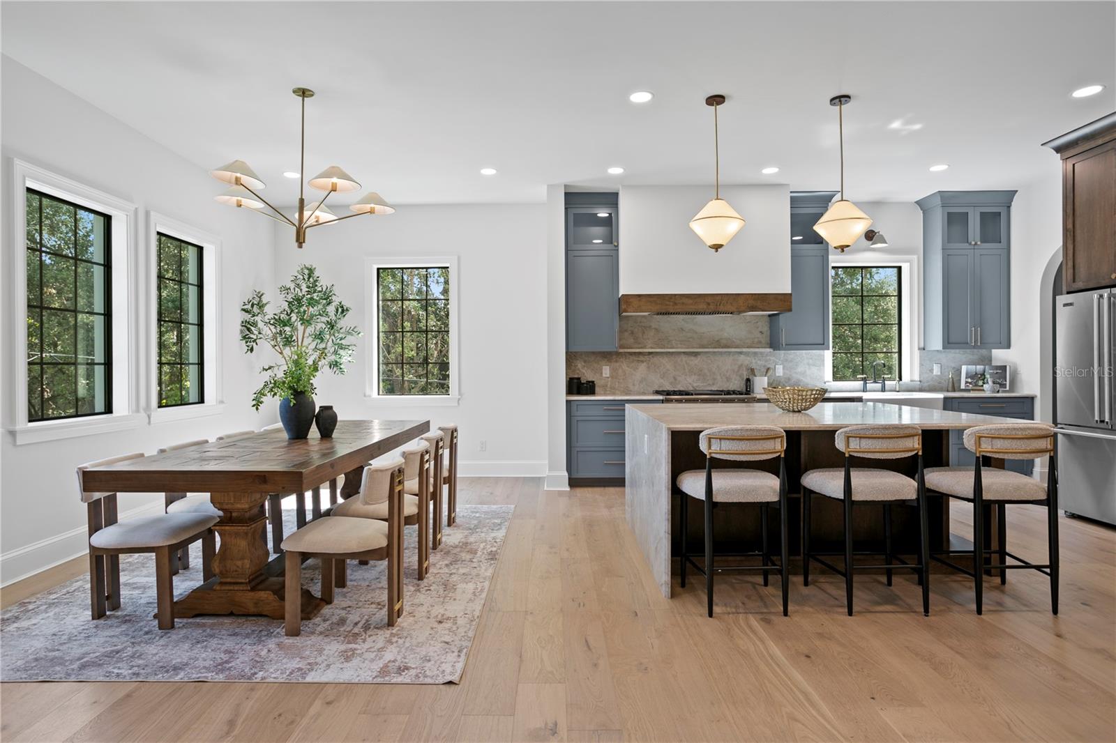 SUNSET PARK - Residential