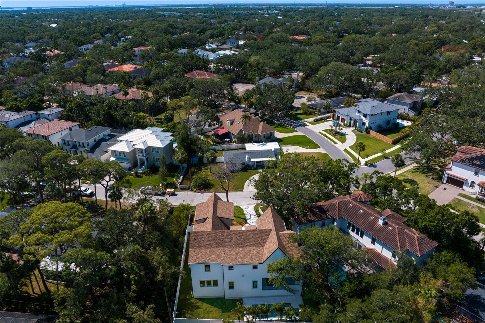 SUNSET PARK - Residential