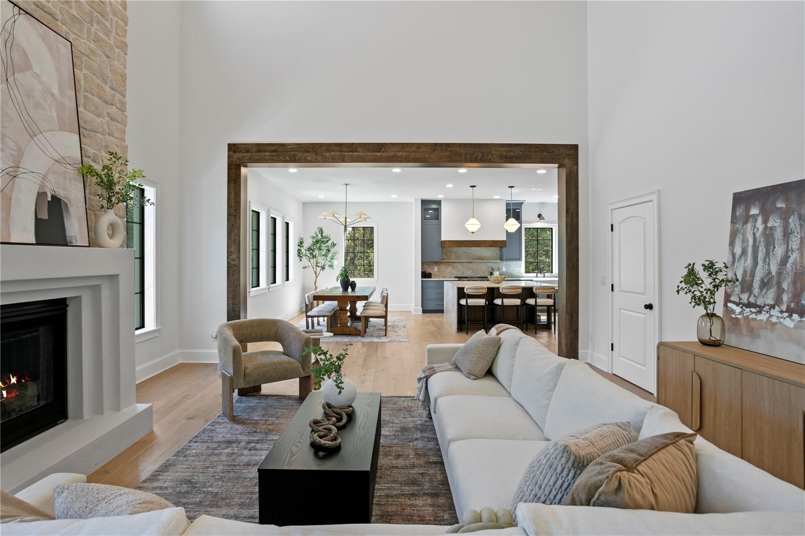 SUNSET PARK - Residential