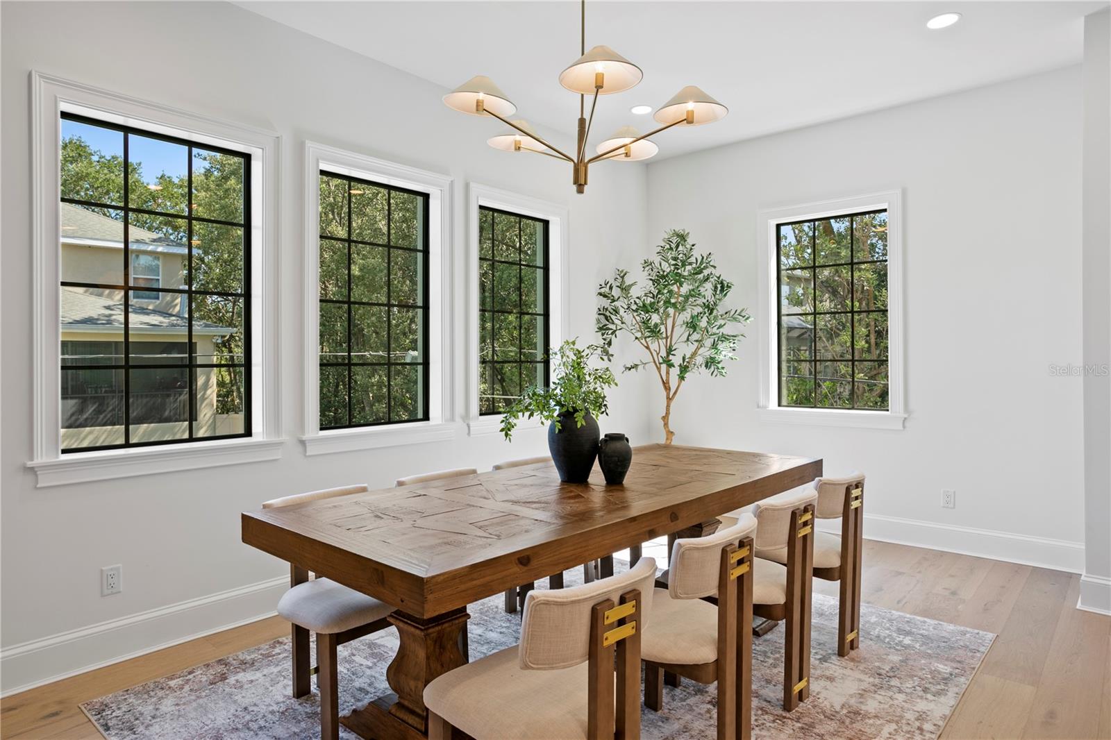 SUNSET PARK - Residential