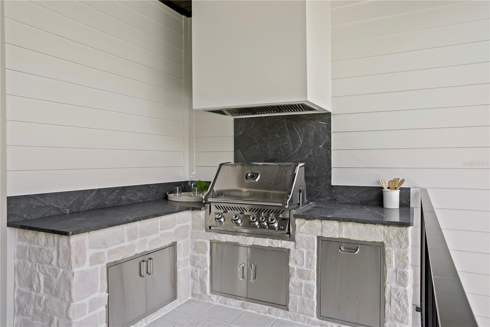 SUNSET PARK - Residential