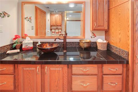 Tiny photo for 1000 Loves Point Drive, Leesburg, FL 34748 (MLS # G5114858)