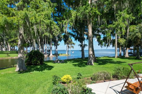 Tiny photo for 1000 Loves Point Drive, Leesburg, FL 34748 (MLS # G5114858)