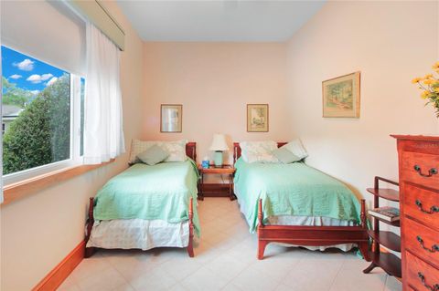 Tiny photo for 1000 Loves Point Drive, Leesburg, FL 34748 (MLS # G5114858)