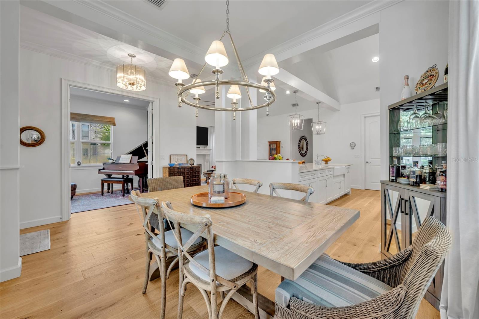 DIXIE TERRACE - Residential