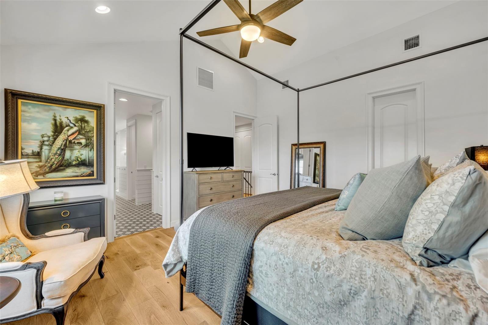 DIXIE TERRACE - Residential