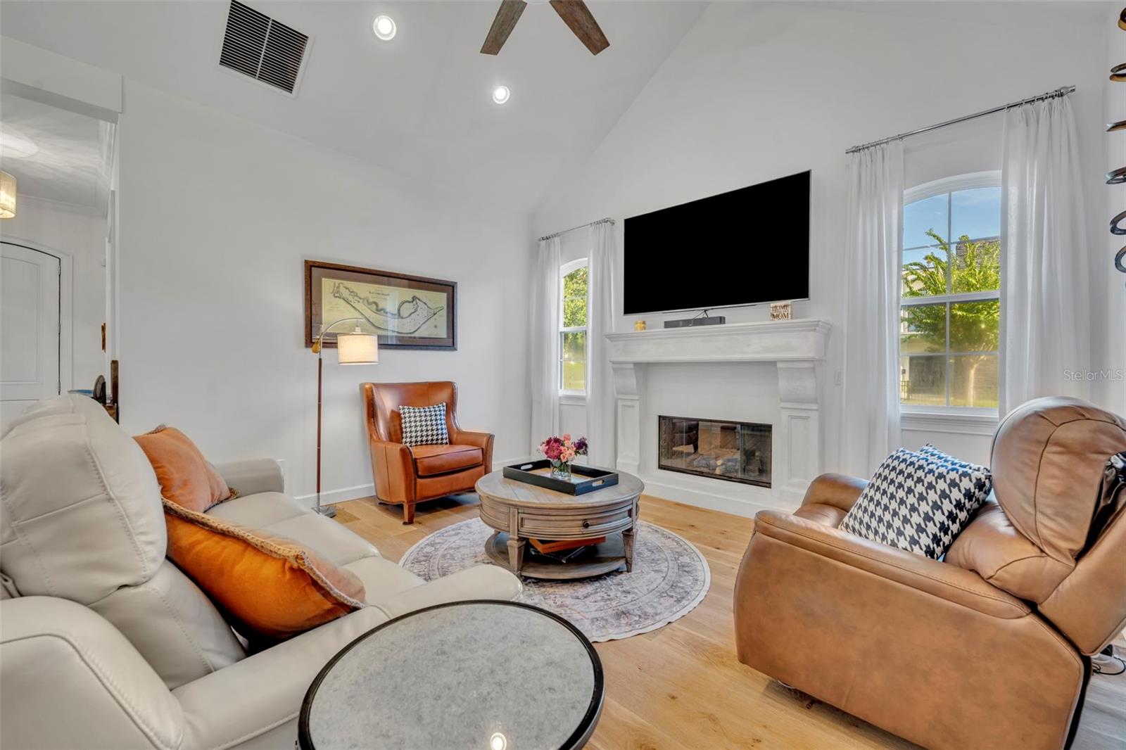 DIXIE TERRACE - Residential