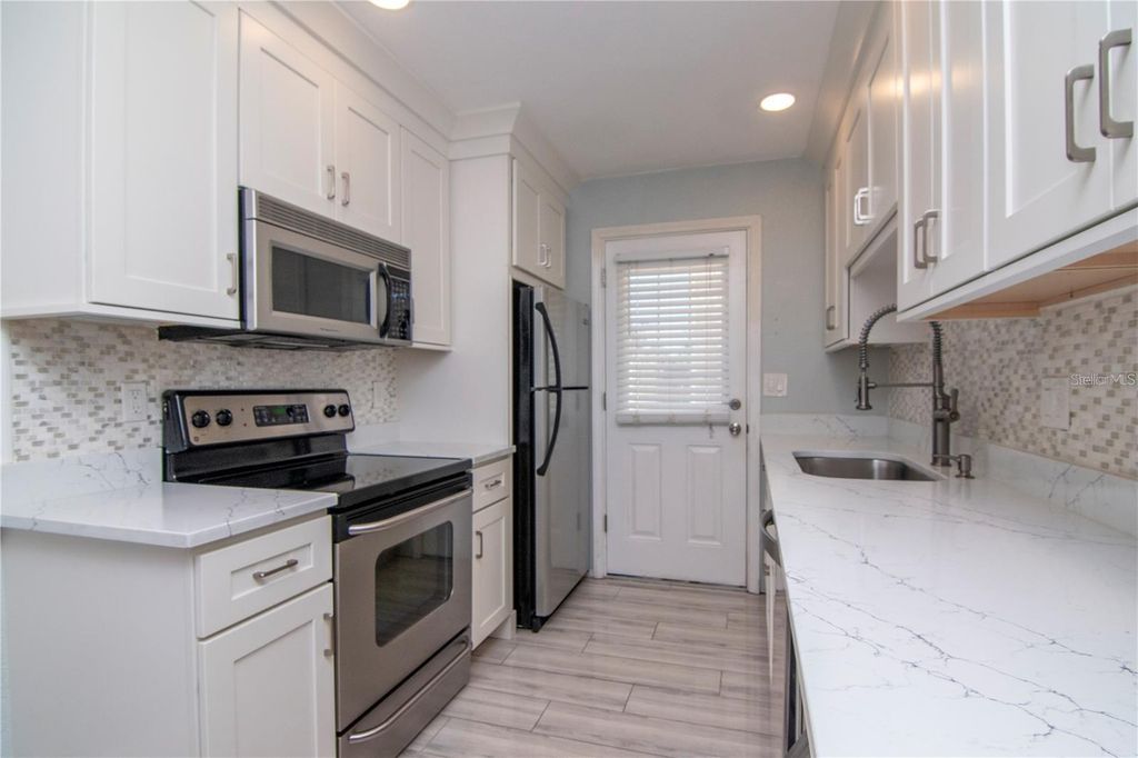 Photo of 208 Danube Avenue #204, Tampa, FL 33606 (MLS # TB8457266)