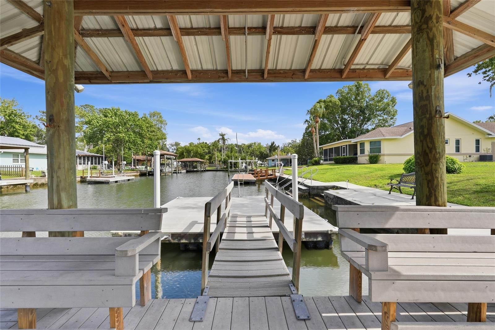 GLEN AIRE ESTATES - Residential