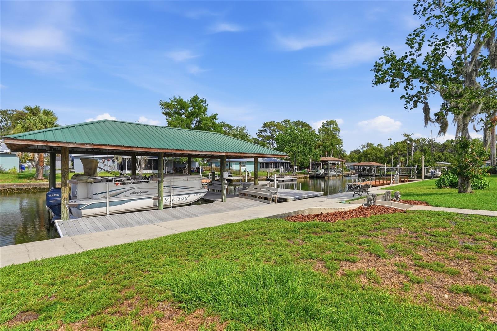 GLEN AIRE ESTATES - Residential