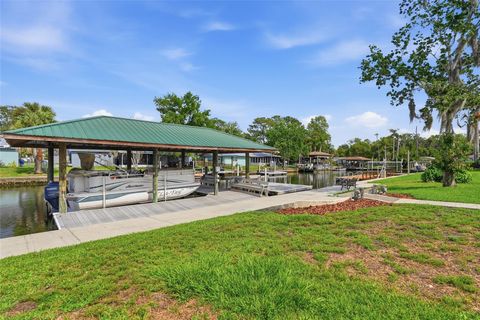 Tiny photo for 1401 SE Paradise Avenue, Crystal River, FL 34429 (MLS # P4938871)