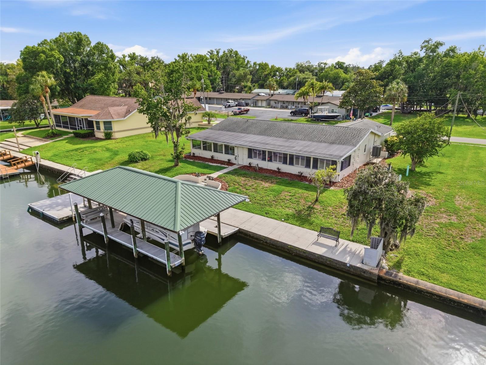 GLEN AIRE ESTATES - Residential