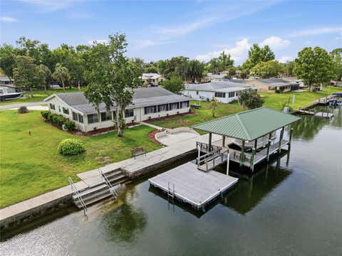 Tiny photo for 1401 SE Paradise Avenue, Crystal River, FL 34429 (MLS # P4938871)