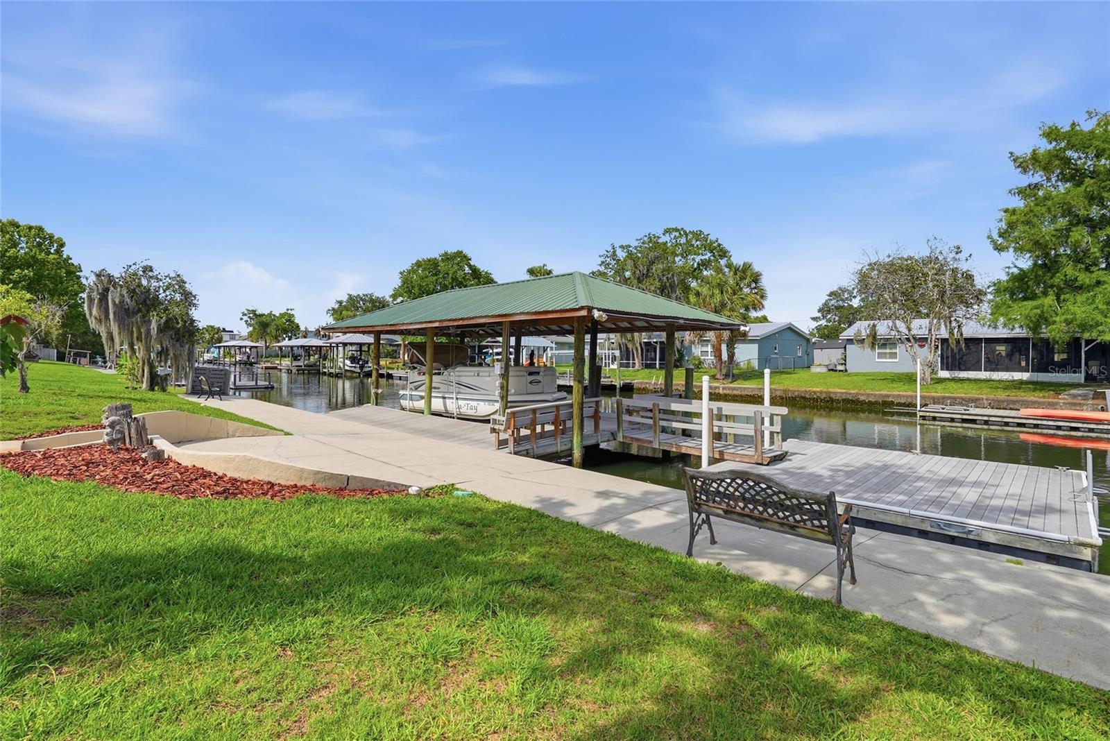 GLEN AIRE ESTATES - Residential