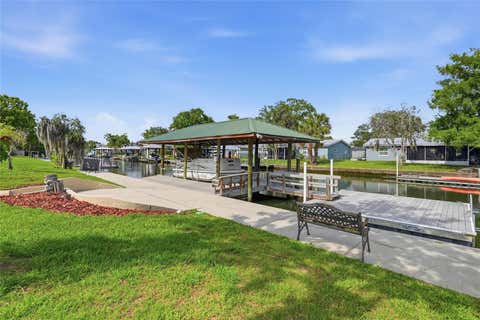 Tiny photo for 1401 SE Paradise Avenue, Crystal River, FL 34429 (MLS # P4938871)