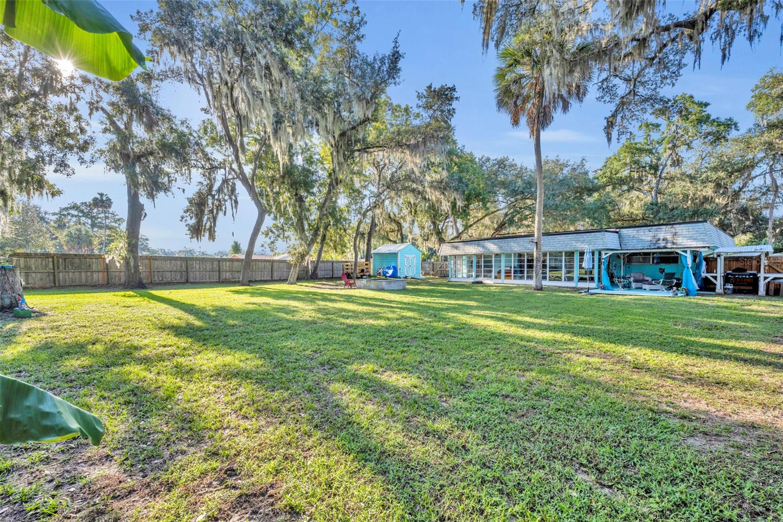 SILVER SPGS SHORES UN 15 - Residential