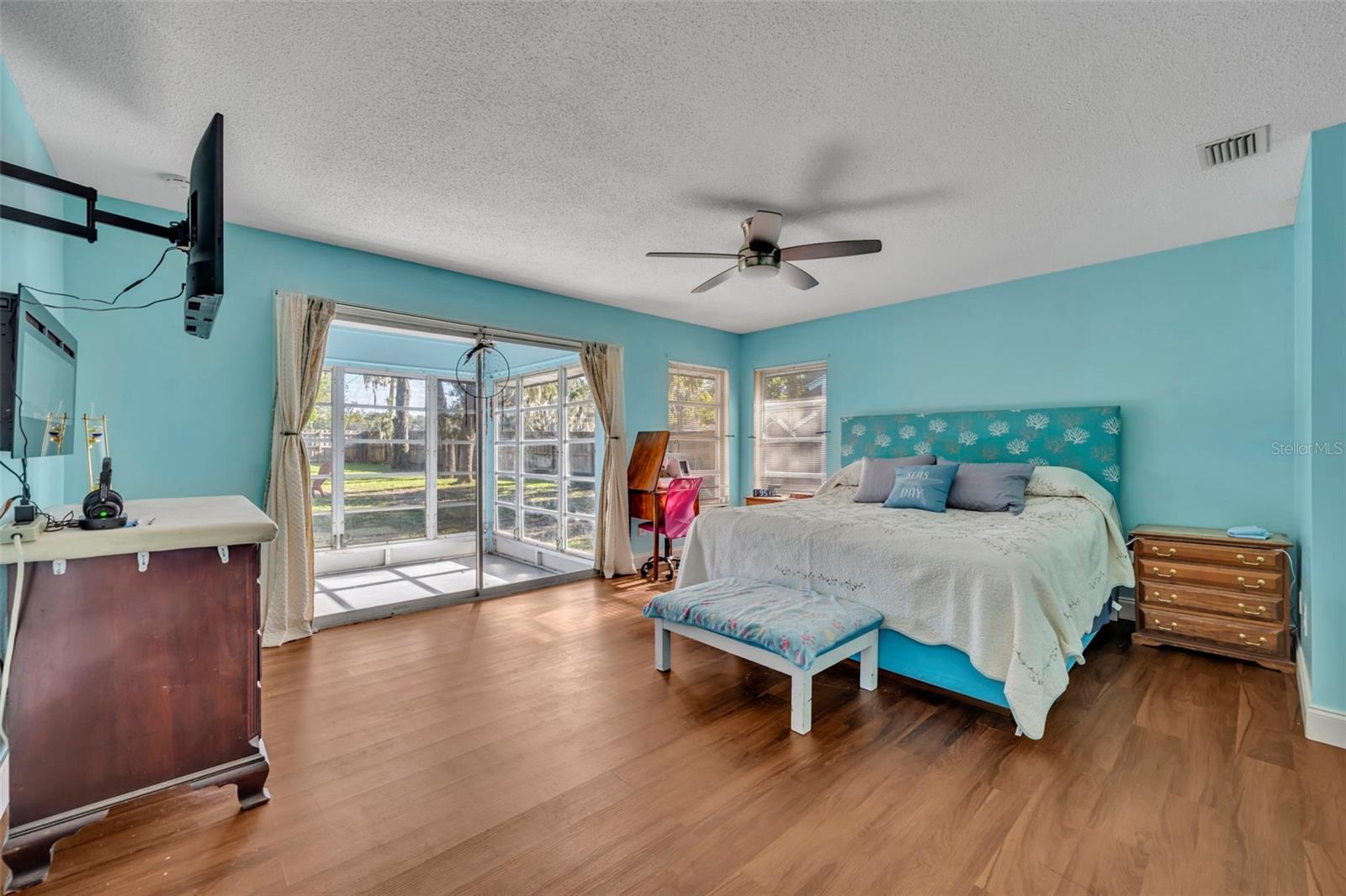 SILVER SPGS SHORES UN 15 - Residential