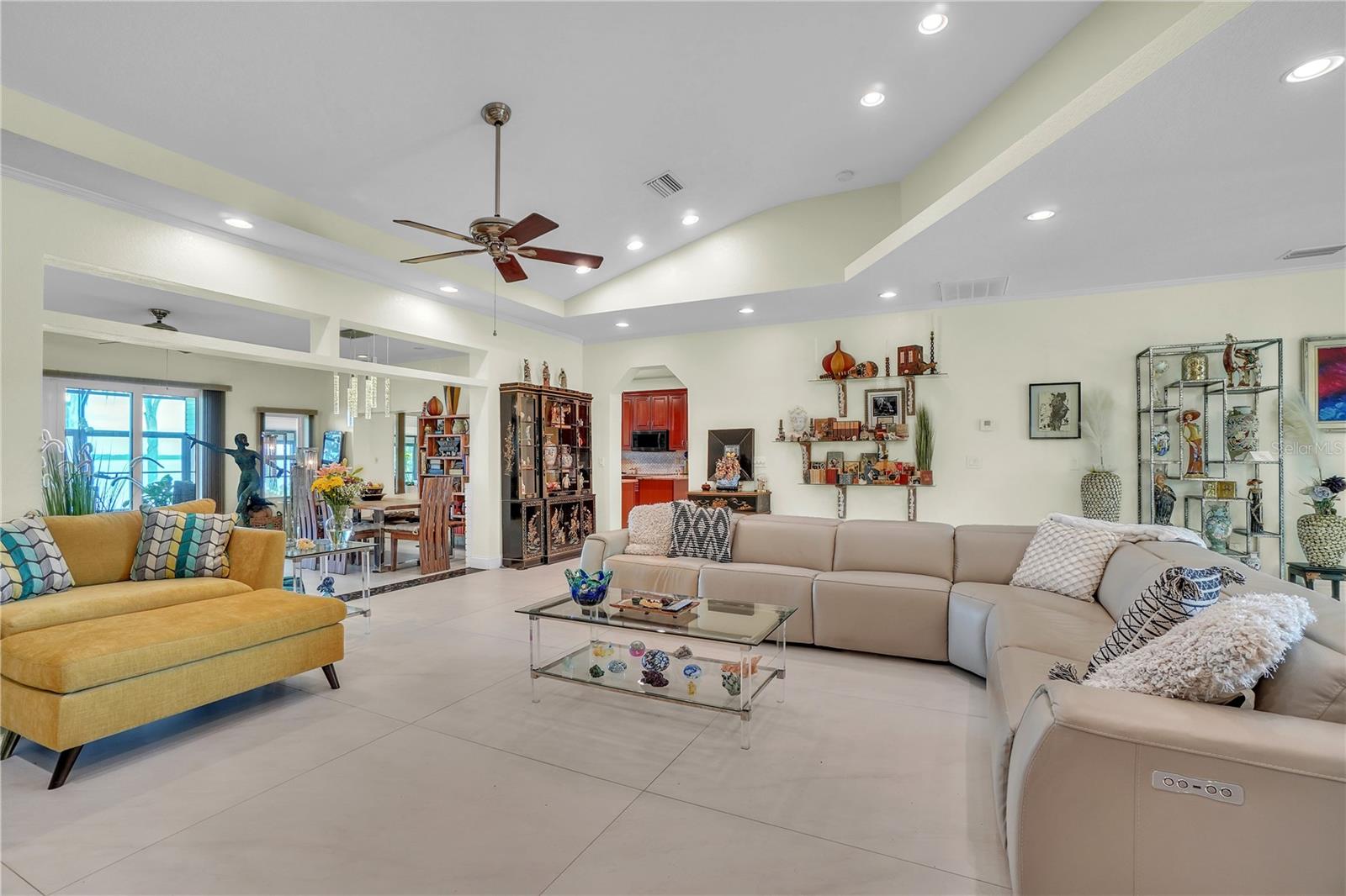 SANDY SHORES SUB - Residential