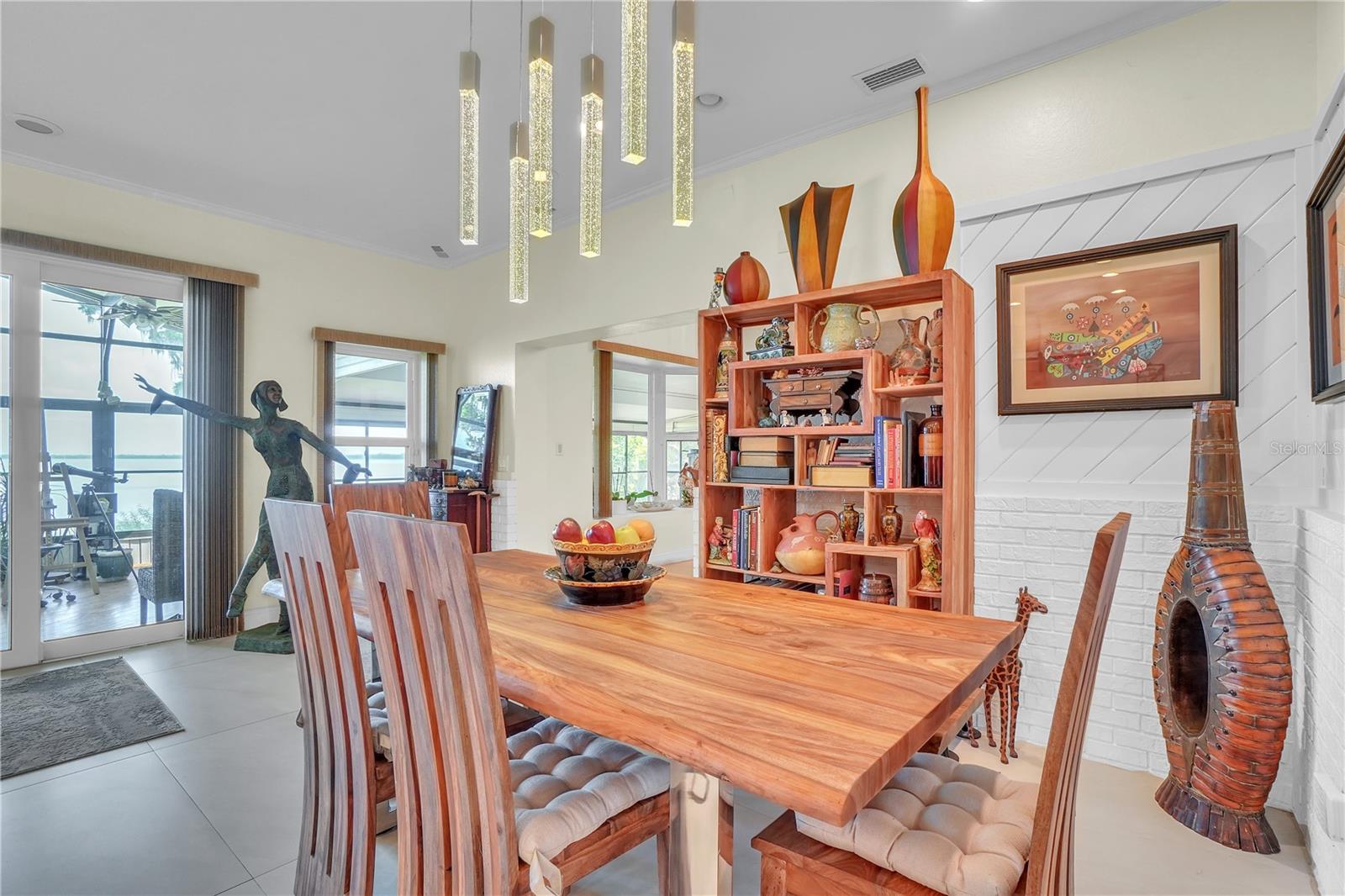 SANDY SHORES SUB - Residential