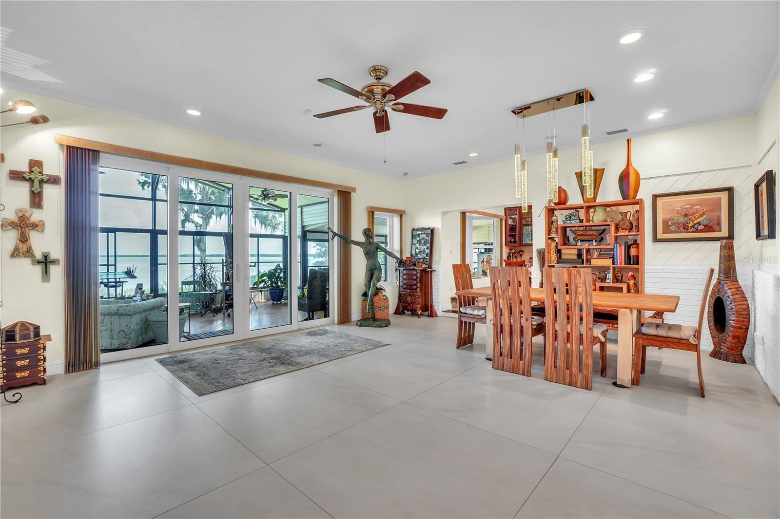 SANDY SHORES SUB - Residential