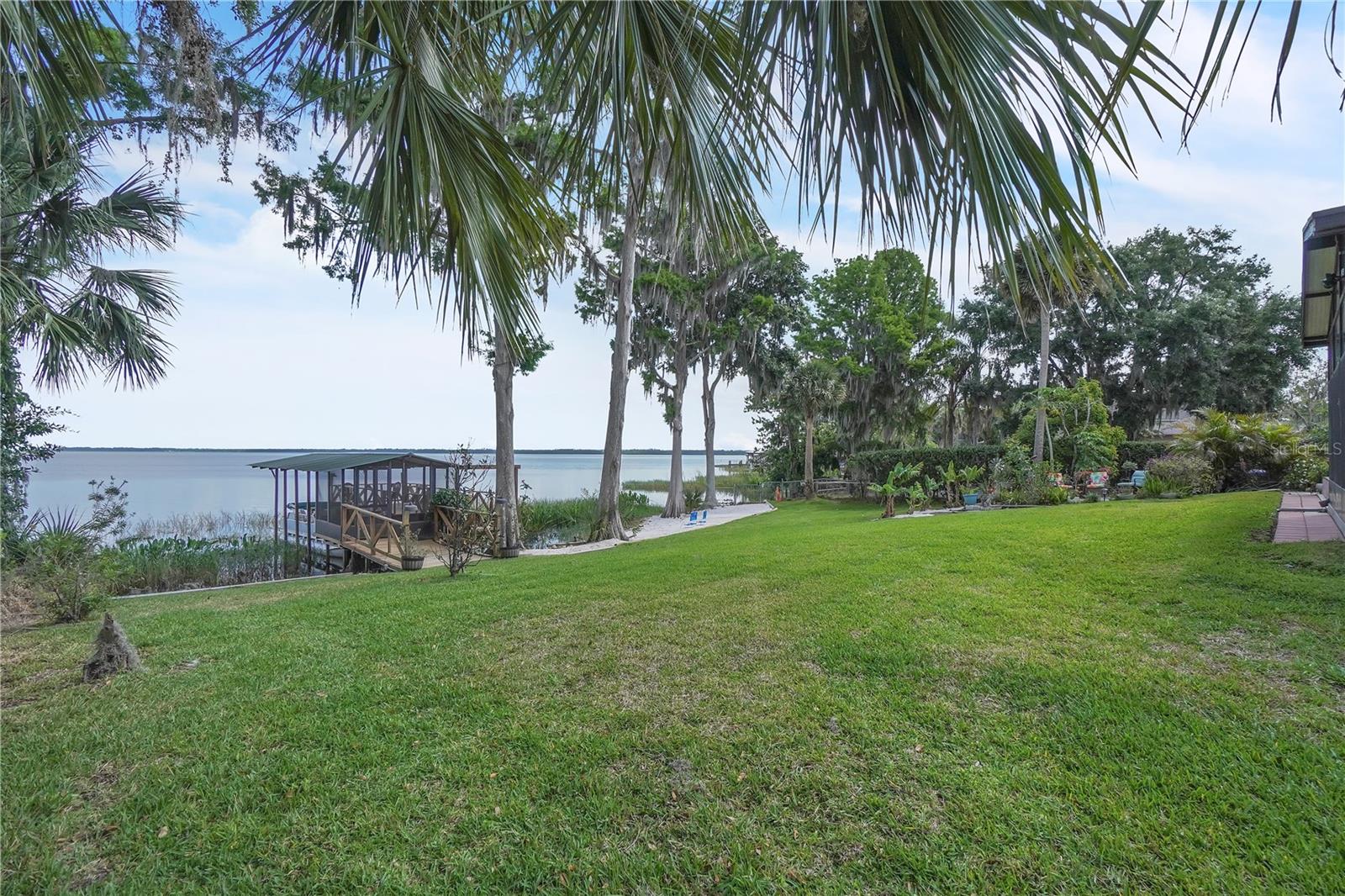 SANDY SHORES SUB - Residential