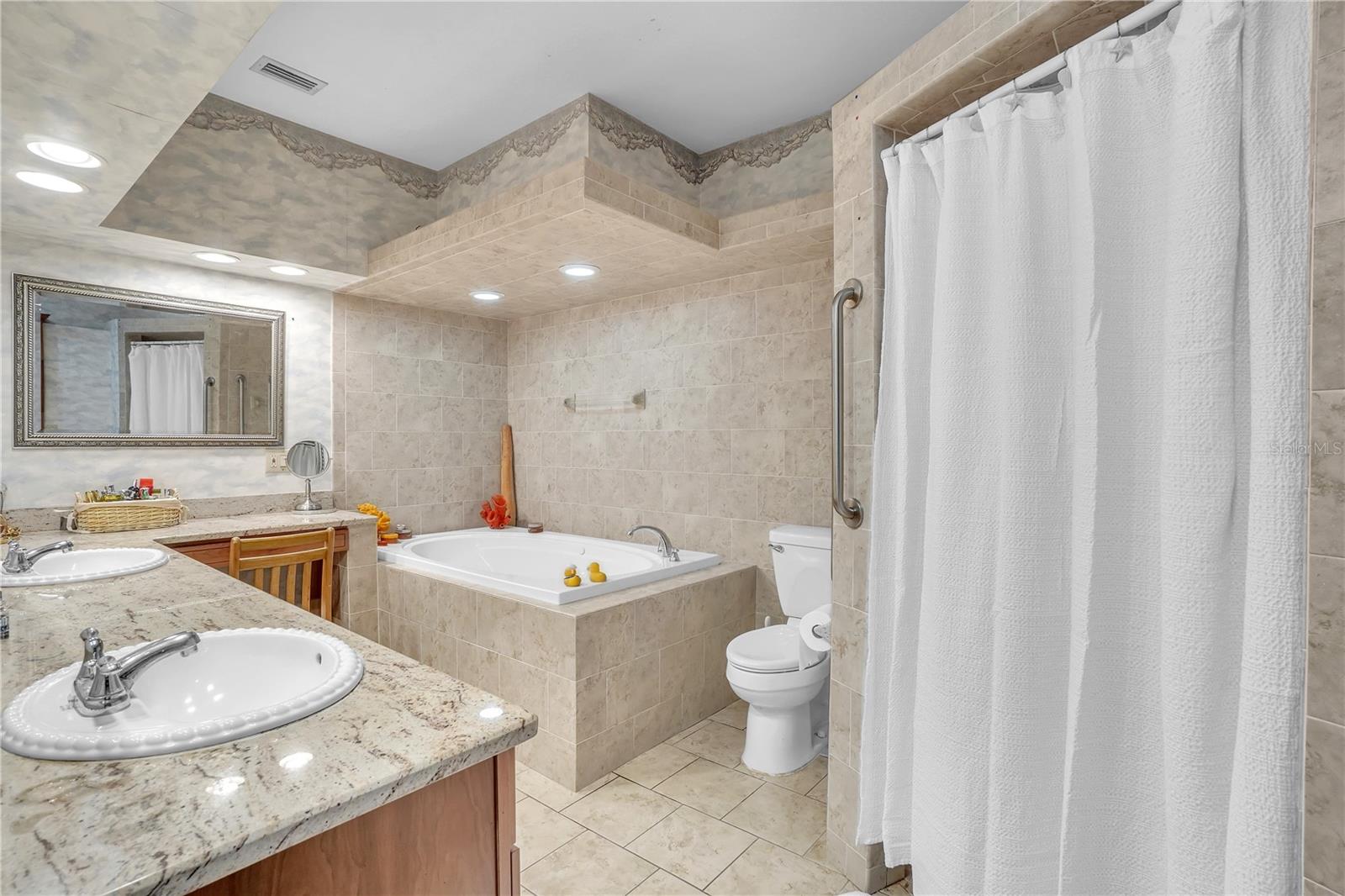 SANDY SHORES SUB - Residential