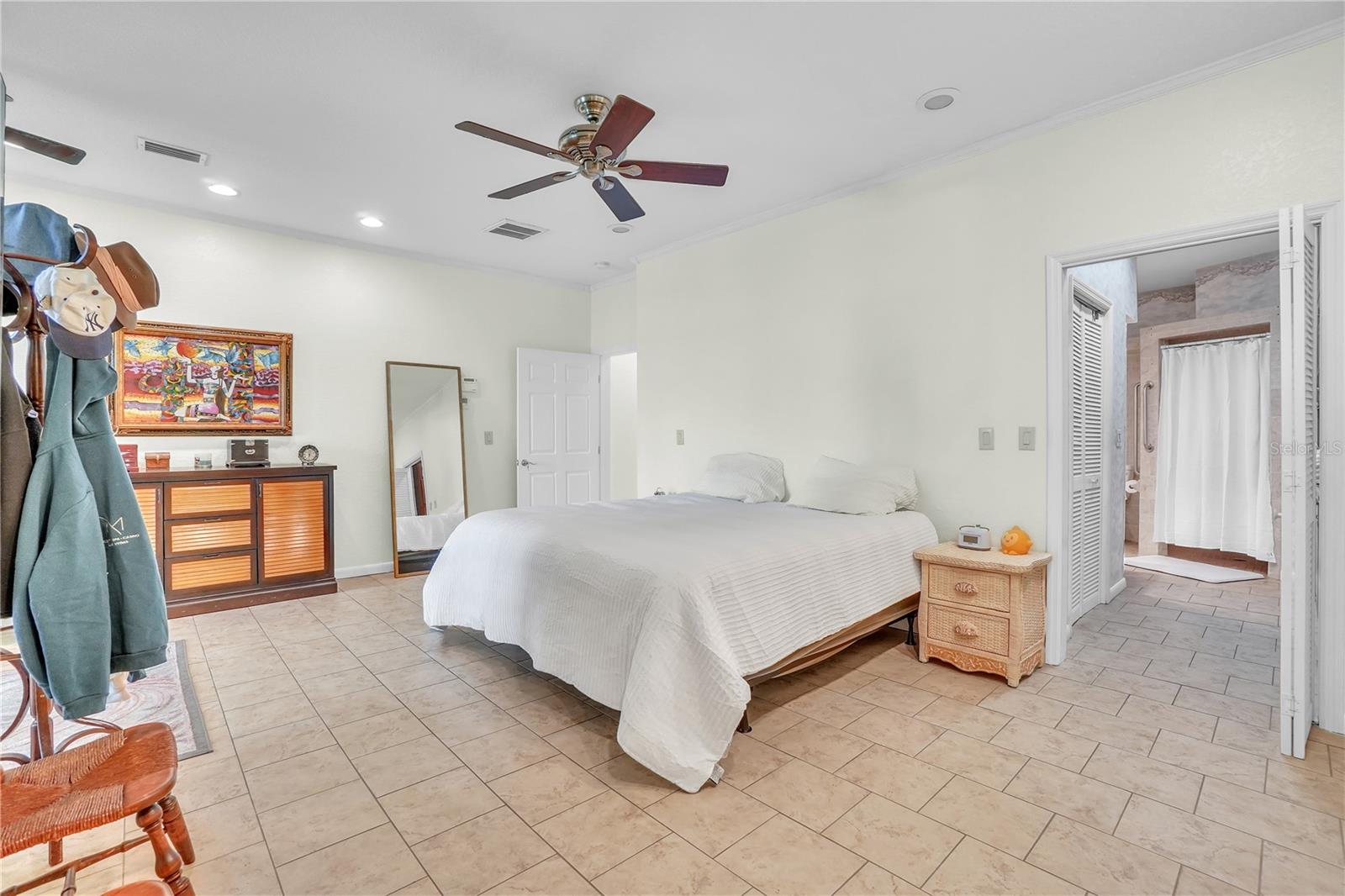 SANDY SHORES SUB - Residential