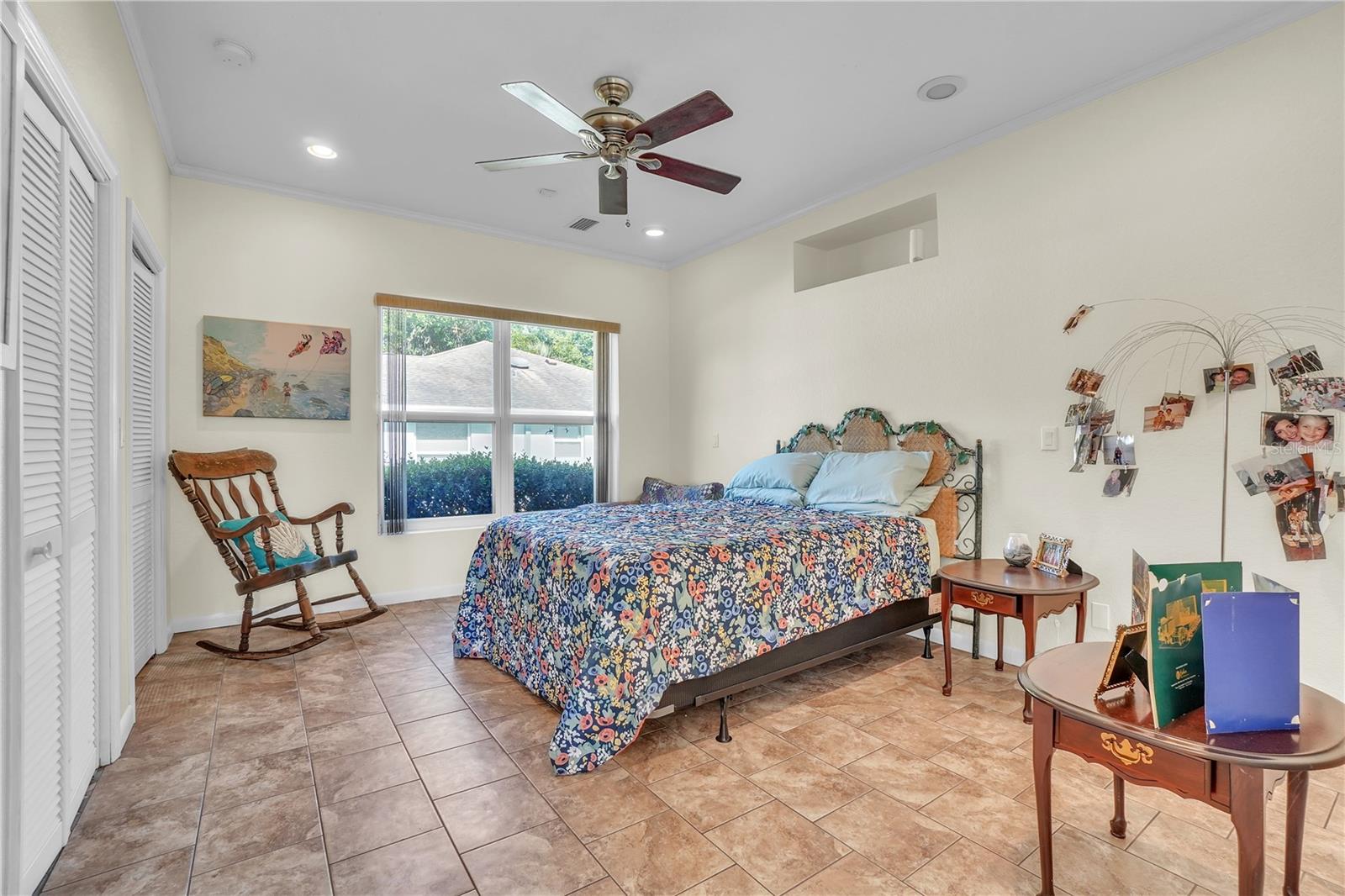 SANDY SHORES SUB - Residential