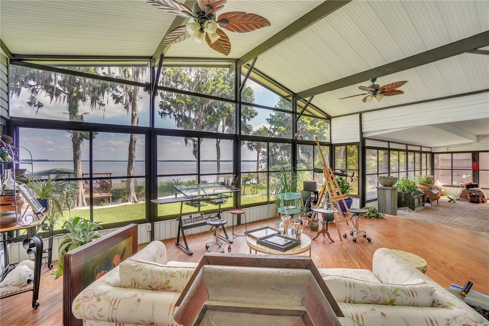 SANDY SHORES SUB - Residential