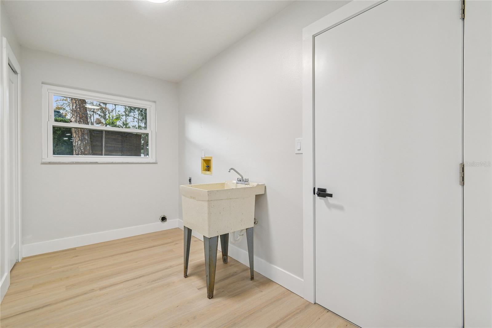 TARPON WOODS - Residential