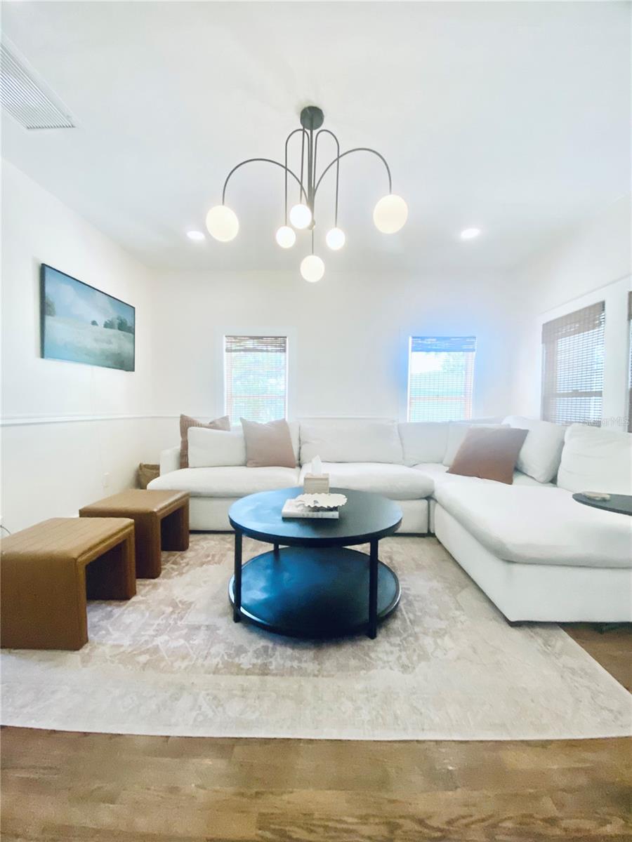 FLORIDA SHORES 01 - Residential Lease