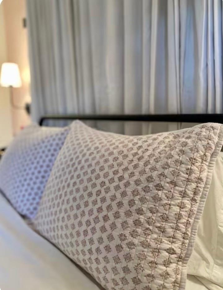 FLORIDA SHORES 01 - Residential Lease