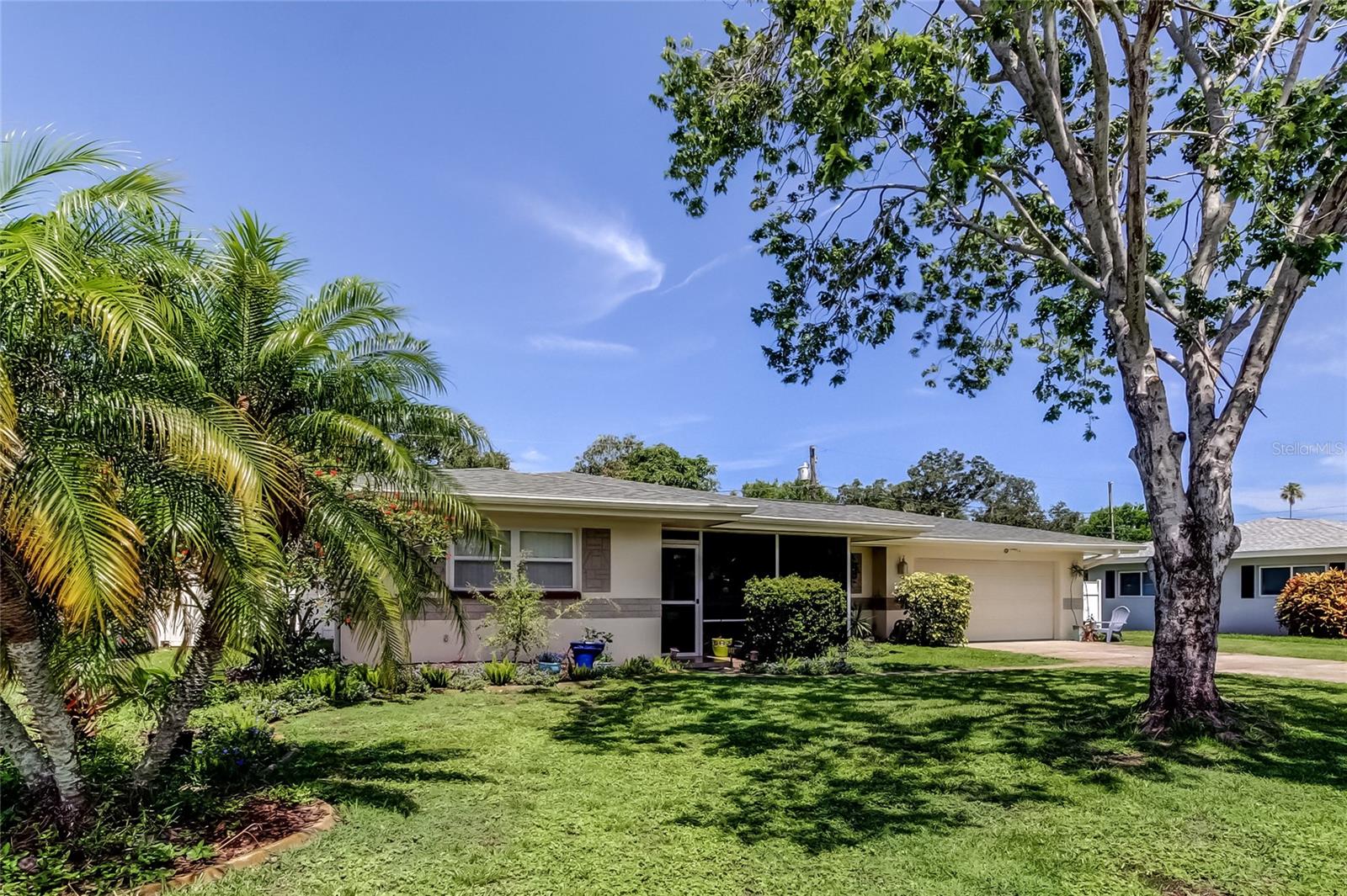 1868 LOMBARDY DRIVE