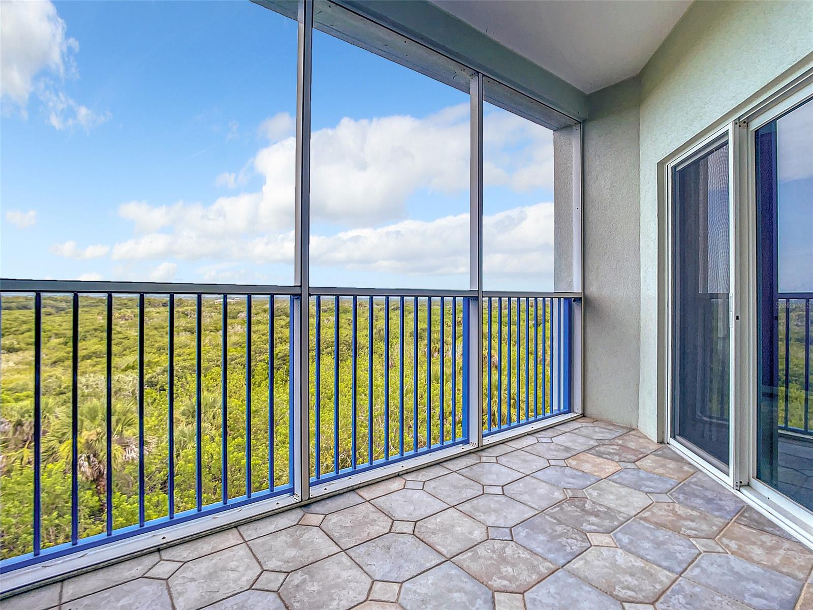 Ocean Walk Condo At Nsb - Residential