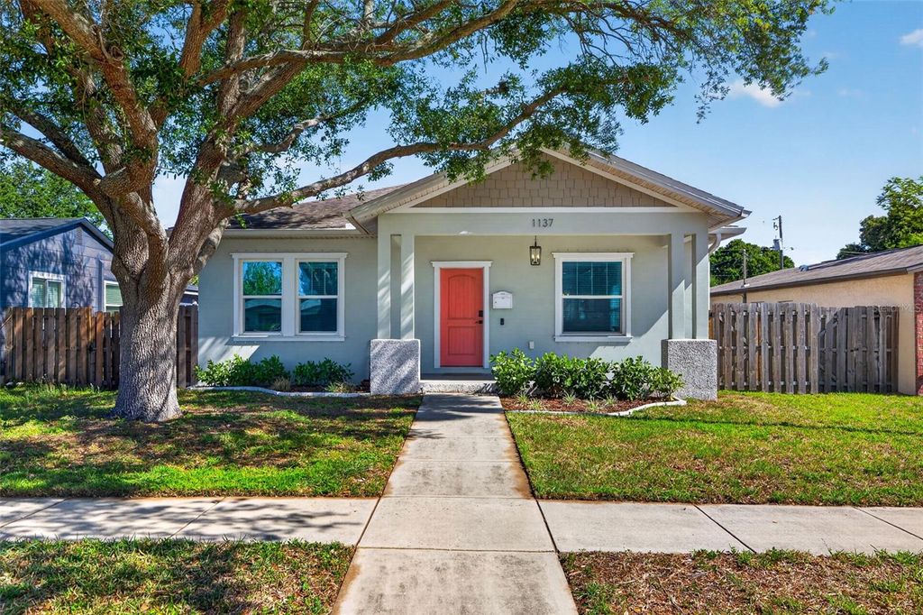 Photo of 1137 55th Avenue N, St Petersburg, FL 33703 (MLS # TB8499069)