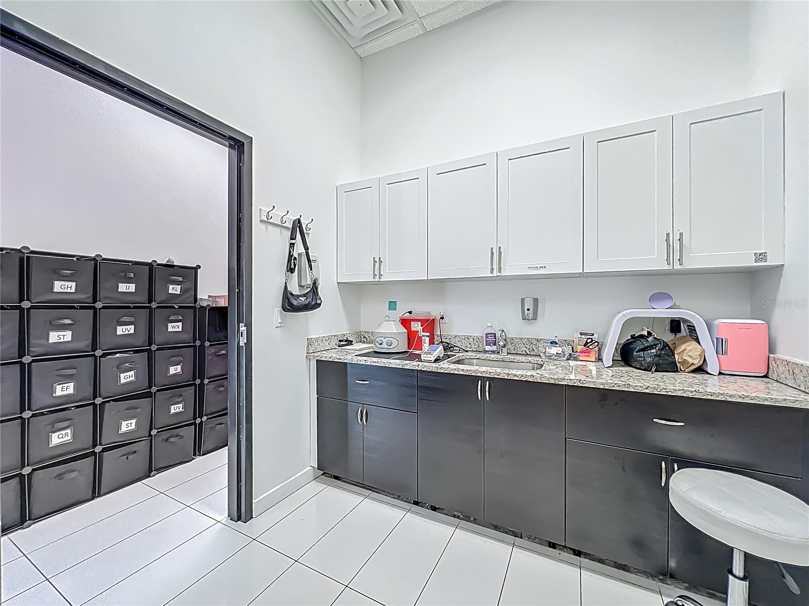 PROSPER COLONY 34-23-29 - Business Opportunity