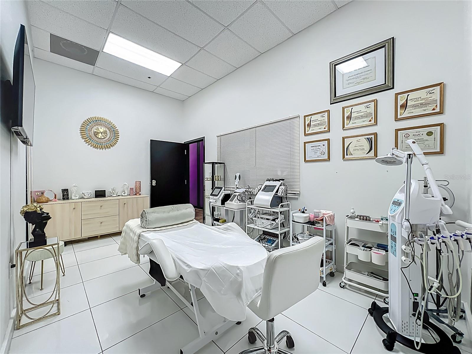 PROSPER COLONY 34-23-29 - Business Opportunity