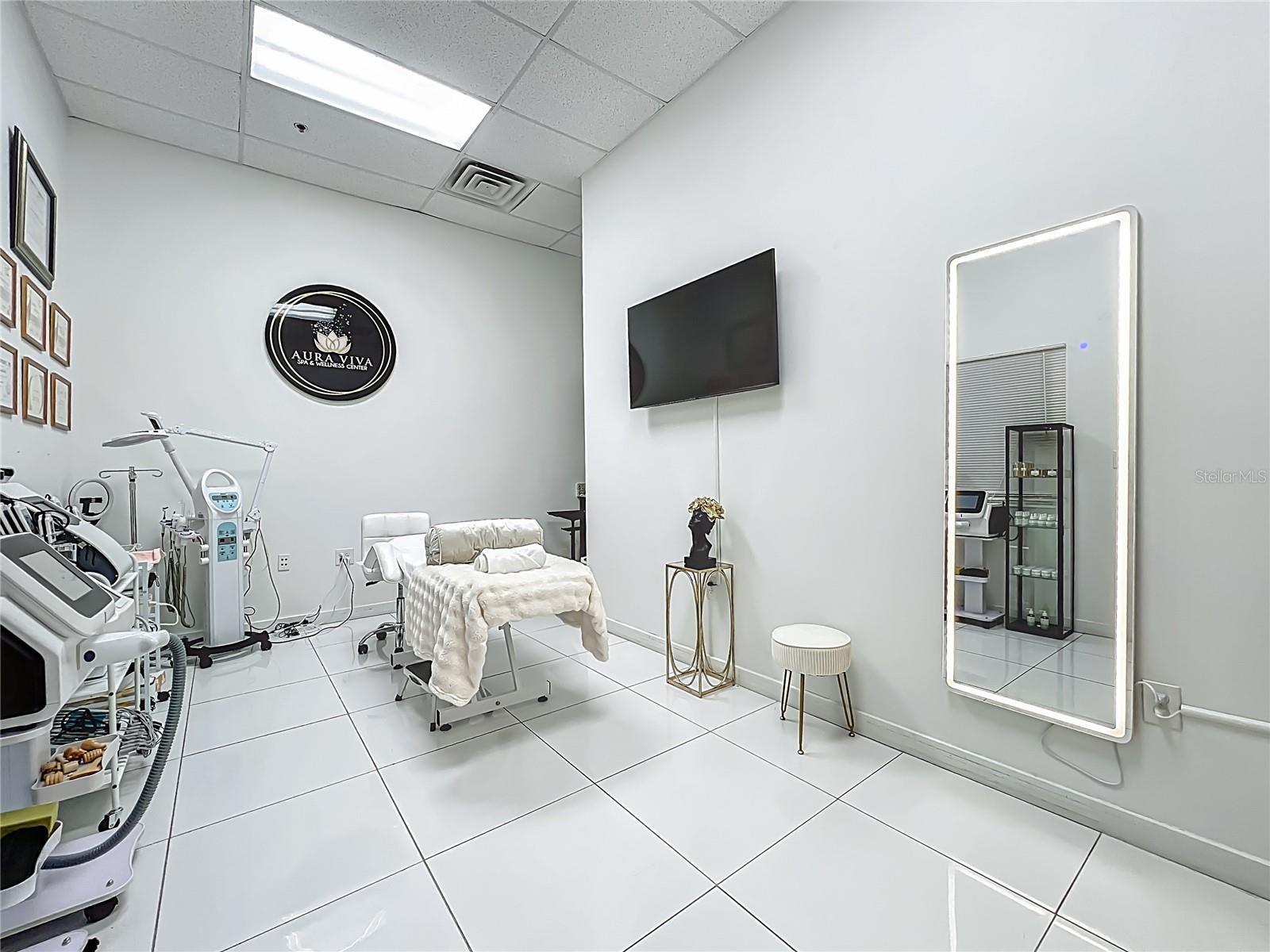 PROSPER COLONY 34-23-29 - Business Opportunity