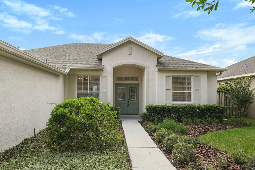 Photo of 19106 Abercorn Place, Lutz, FL 33558 (MLS # TB8428555)