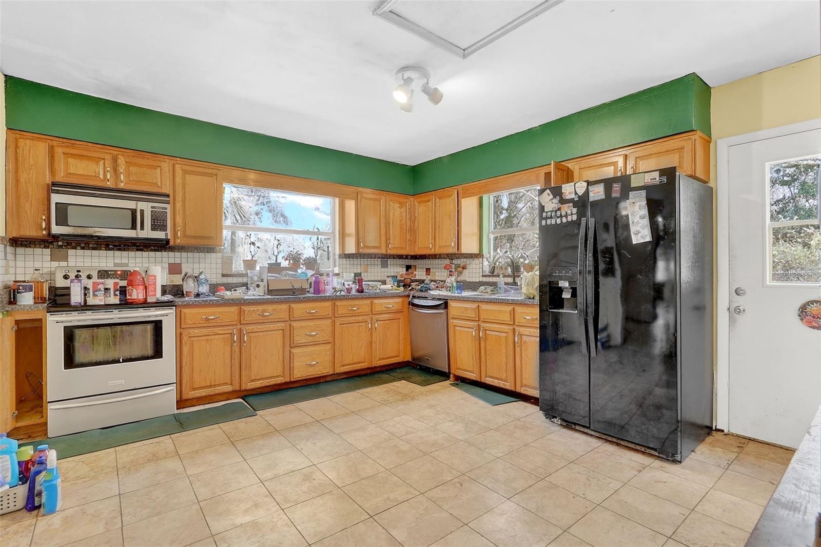 FOX HOLLOW - Residential