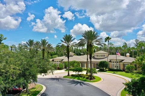 A home in WESLEY CHAPEL