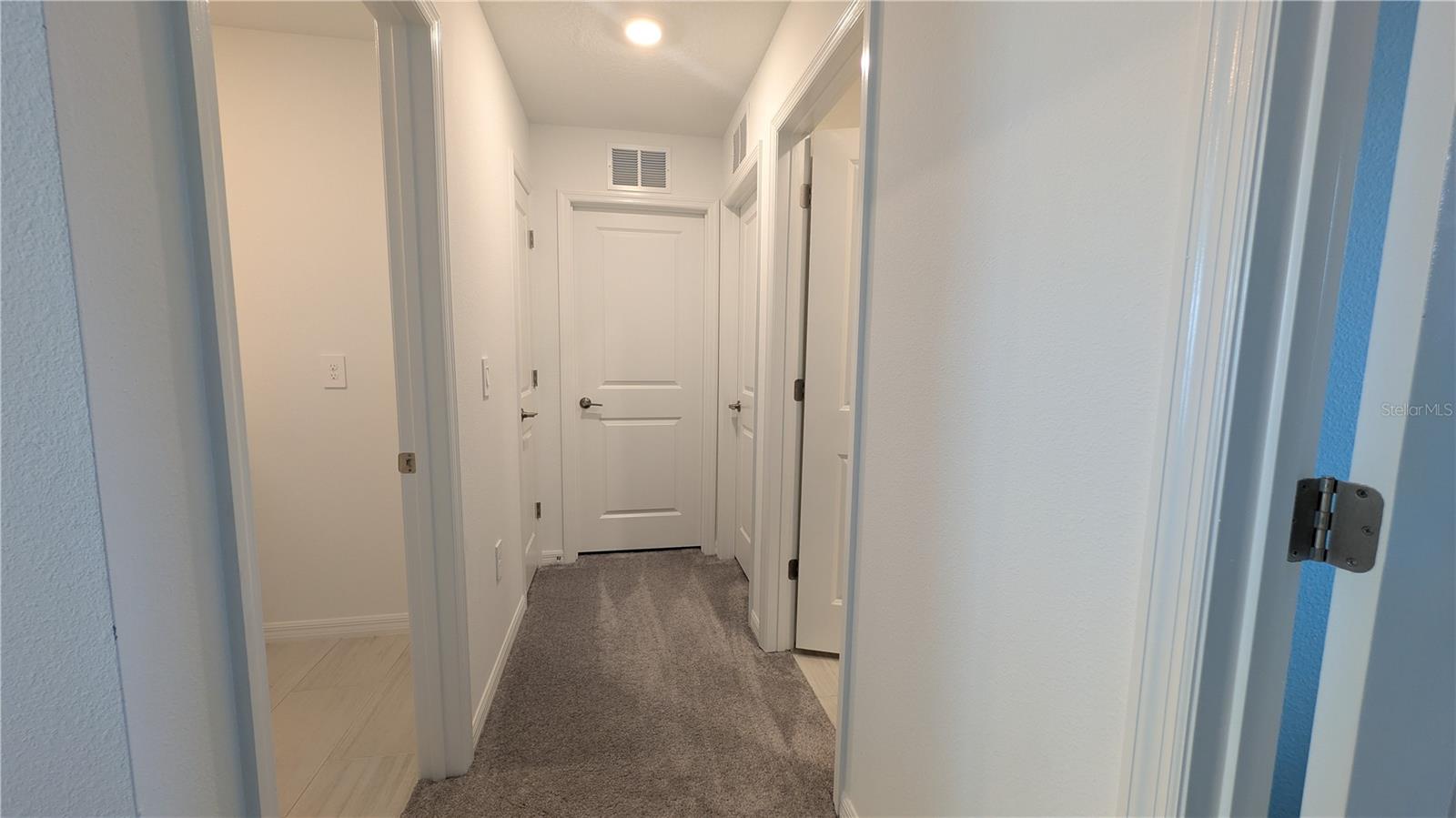 TRIPLE CRK VLG Q - Residential Lease