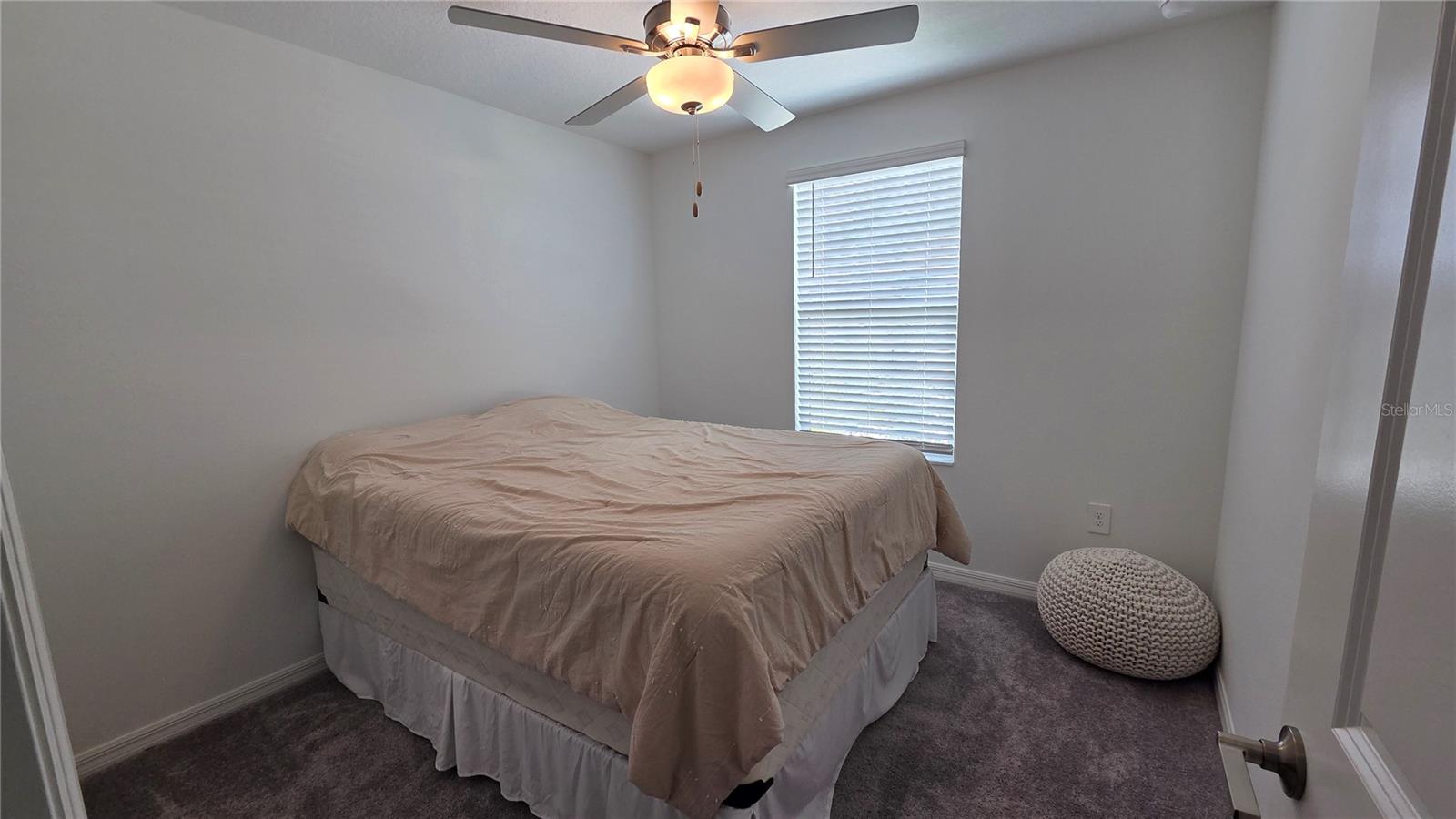 TRIPLE CRK VLG Q - Residential Lease