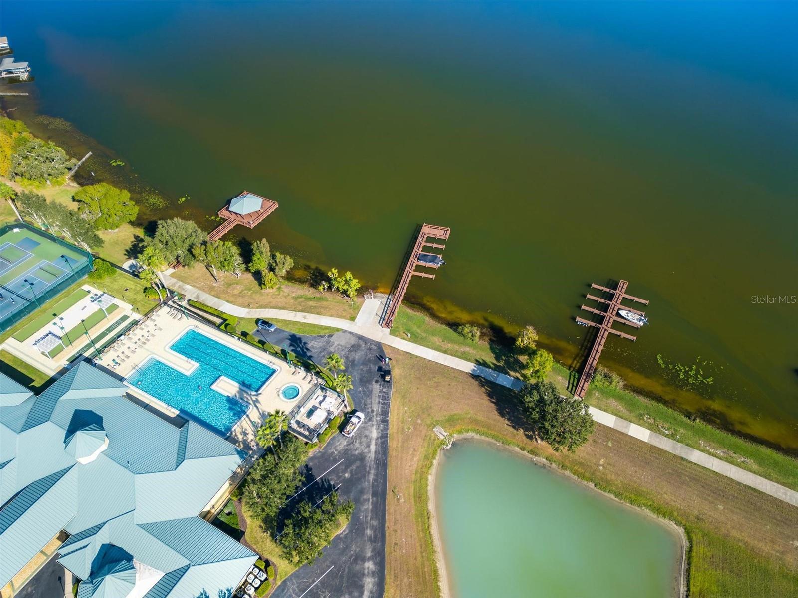 TRADITIONS PH 02 - Residential