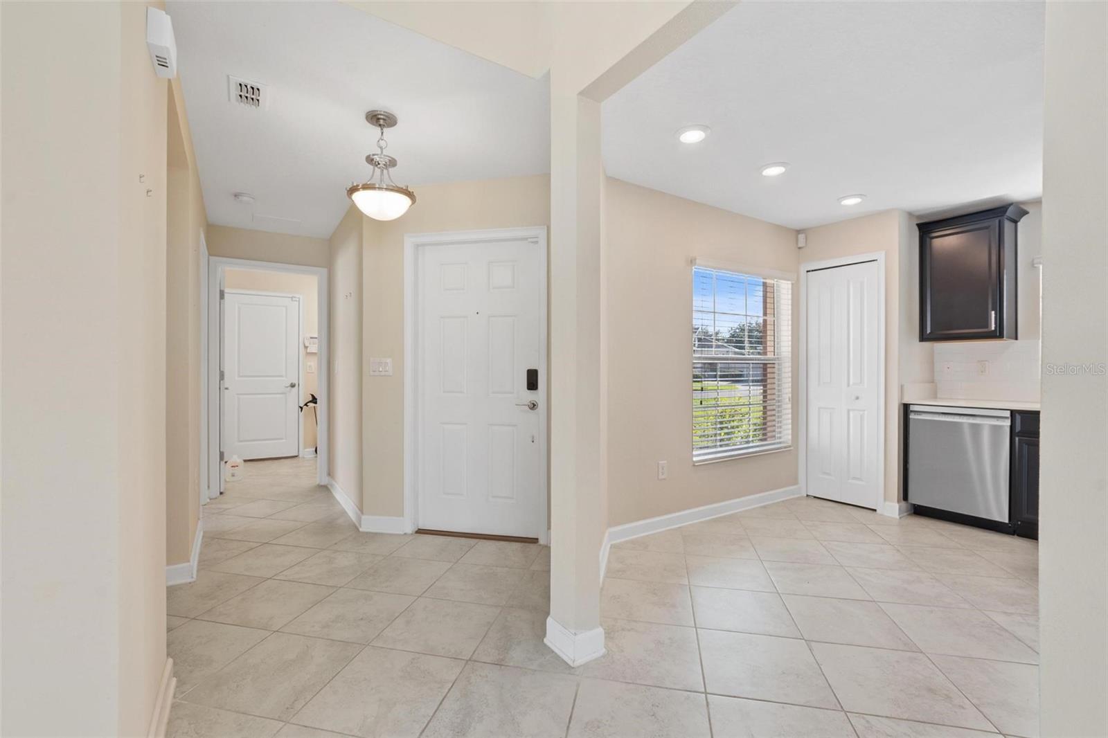 TRADITIONS PH 02 - Residential