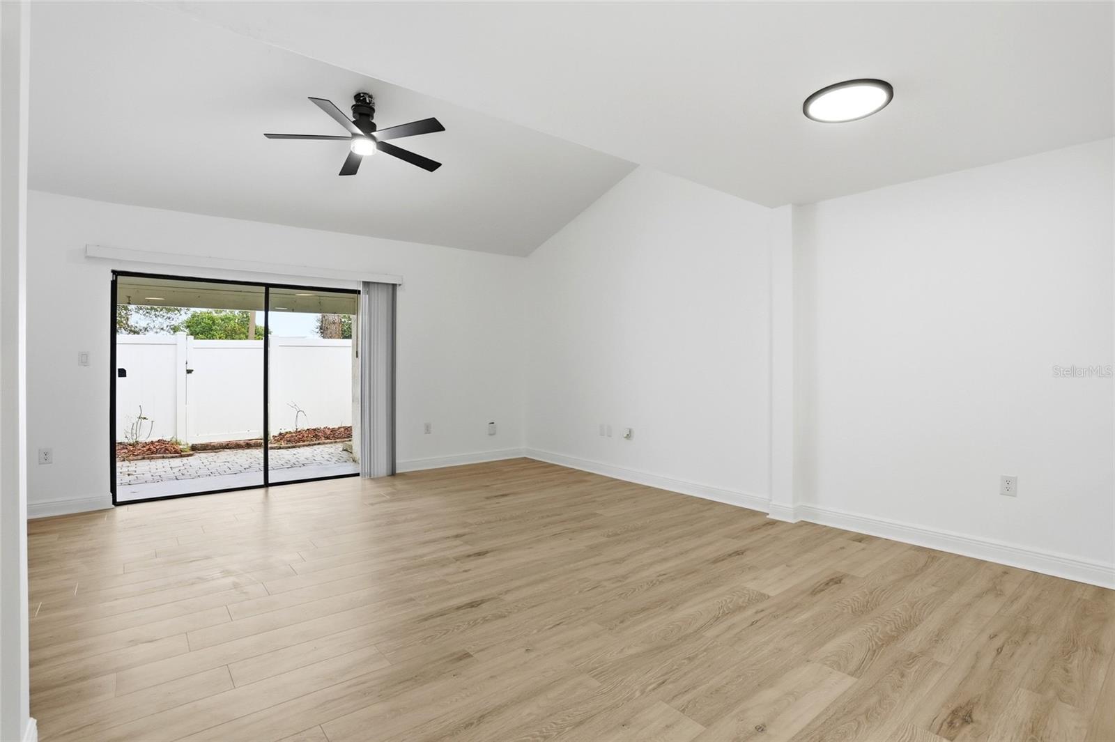 MARBELLA WOODS - Residential