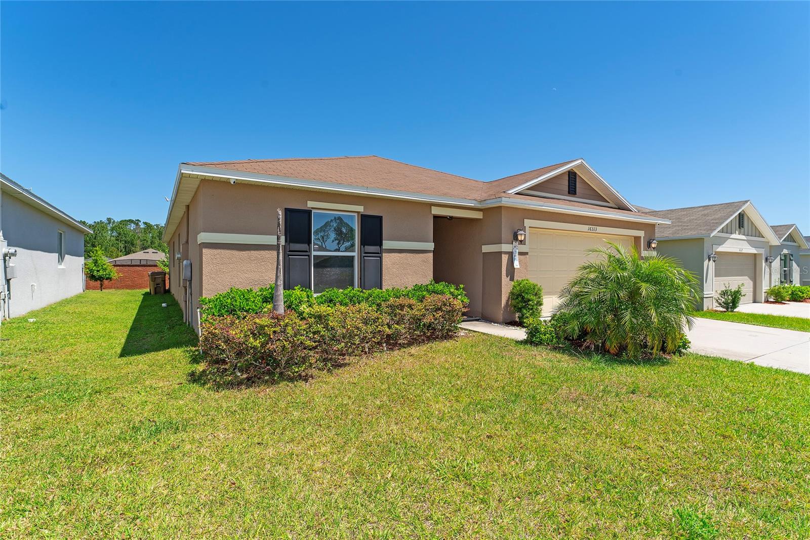Welcome to this stunning 2020-built home, With generously 3 sized bedrooms plus a flex room, that can be used as an office or another bedroom. The open-concept layout provides the perfect flow for modern living. The gourmet kitchen is a showstopper, featuring a large island with a breakfast bar. Enjoy screened covered patio, ideal for relaxing or entertaining. Located in a cozy neighborhood with highly rated schools just moments away. This home also offers energy efficient features, a spacious 2-car garage, and beautiful exterior accents. The unique floorplan, is the perfect space that you have been looking for investment or primary residence. Don't miss this opportunity. (Buyer to verify all the info)