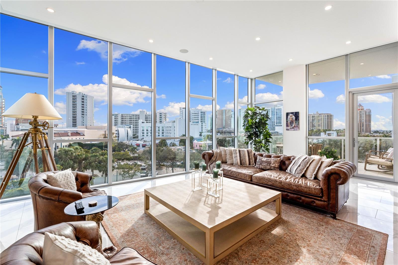 COLLECTION - Residential