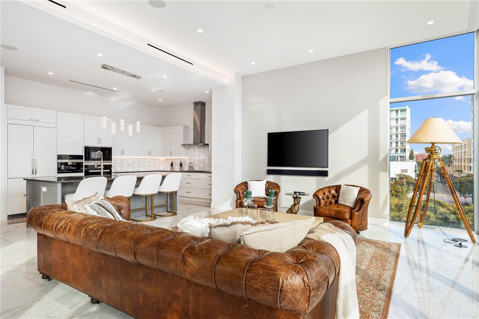 COLLECTION - Residential