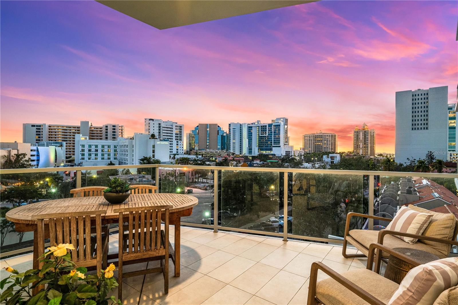 COLLECTION - Residential